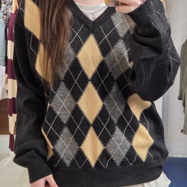 1990s Italy 글렌필드 아가일 브이넥 니트