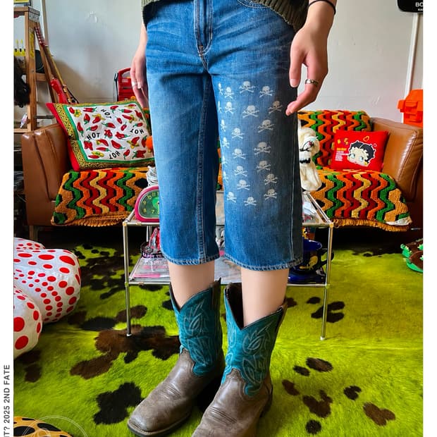 2000s GAP Skull Stemping Denim Shorts