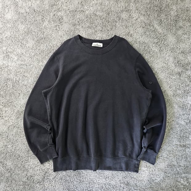 [무료배송] STONE ISLAND 맨투맨