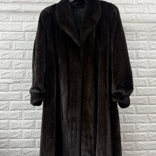 BLACKGLAMA 블랙그라마 최상급 밍크코트