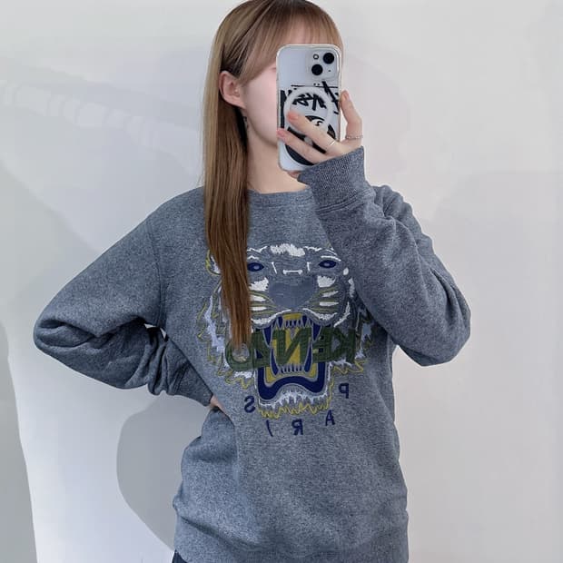 겐조 타이거 자수 맨투맨