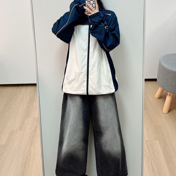 나이키 00s 스우시 자수로고 화이트 네이비 바람막이 자켓