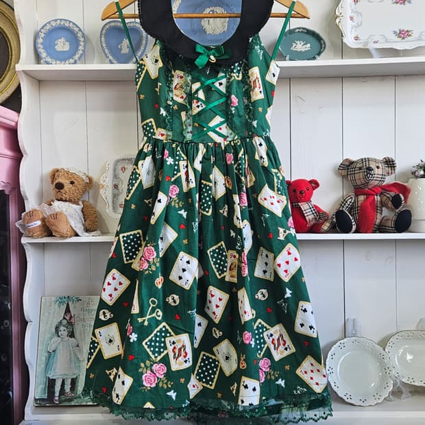 바디라인(BODYLINE) 카드패턴 로리타 원피스