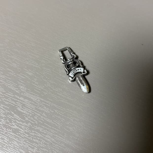 크롬하츠 5대거 참 팝니다