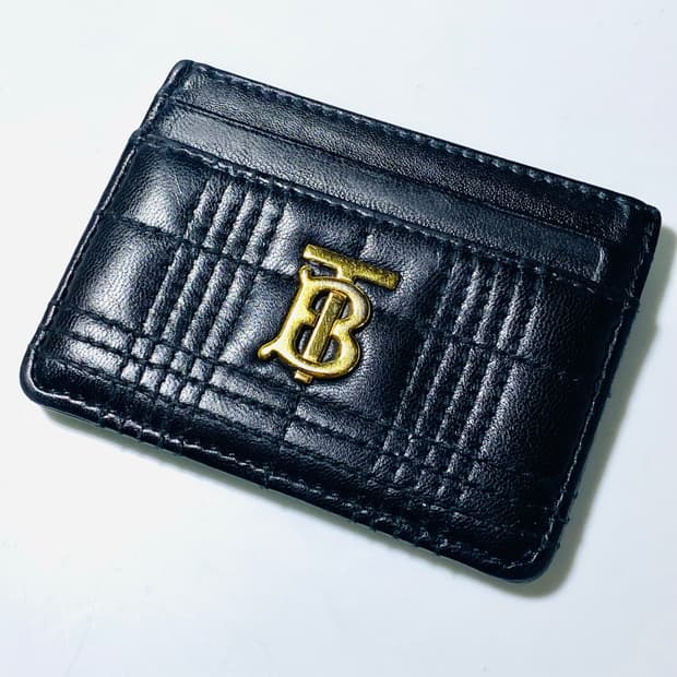 [정품] BURBERRY 버버리 퀼티드 레더 롤라 카드지갑
