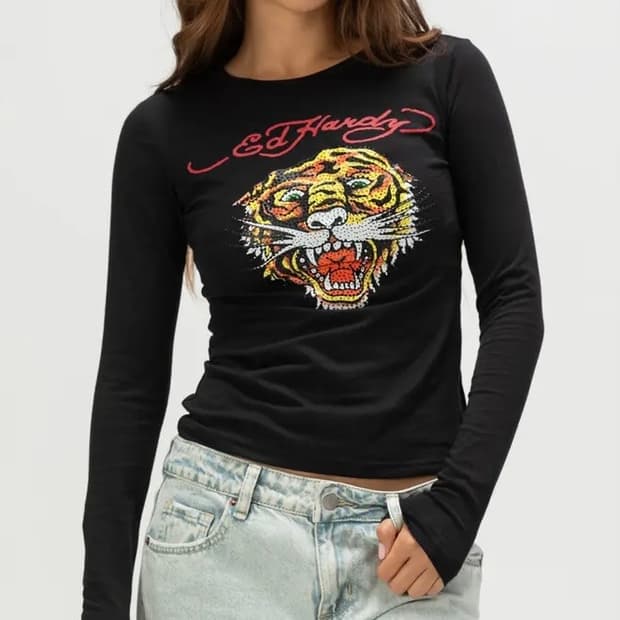 [새제품] 에드하디 롱슬리브 긴팔티