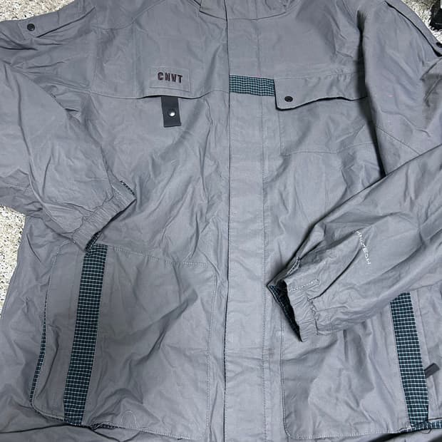 일본판 컬럼비아 옴니히트 기모 바람막이 자켓 사이즈 110