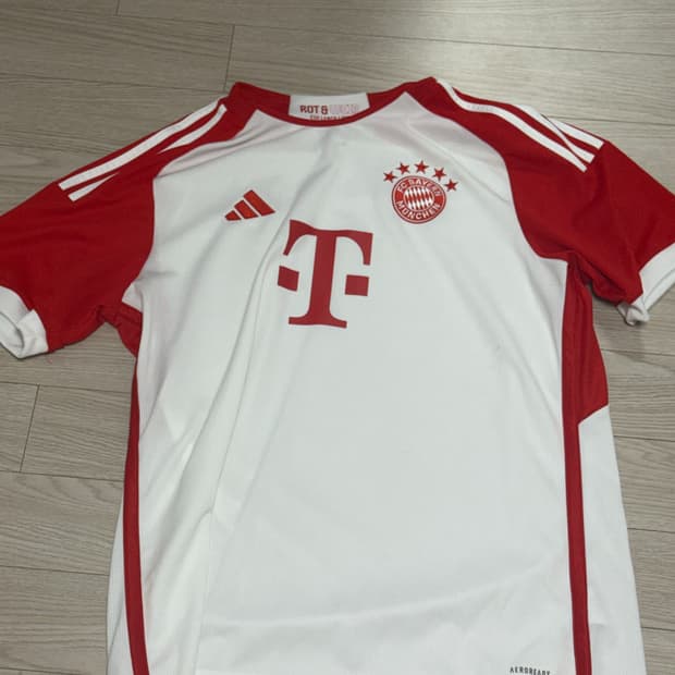 뮌헨 23-24유니폼 싸게 팔아요