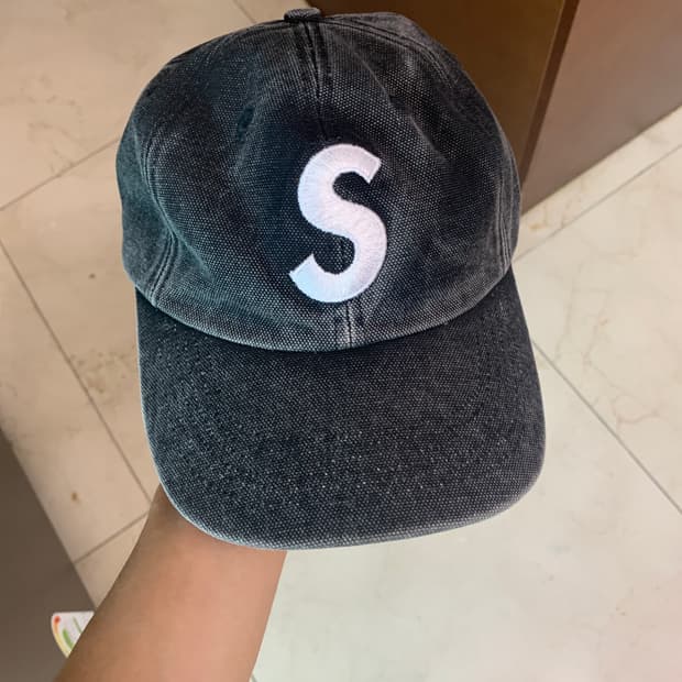24fw 슈프림 피그먼트 S로고 6패널 캡