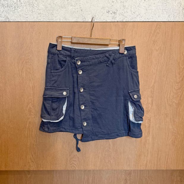 빈티지 카고 랩 미디 스커트 버튼업 밑단 스트링 디테일 네이비
