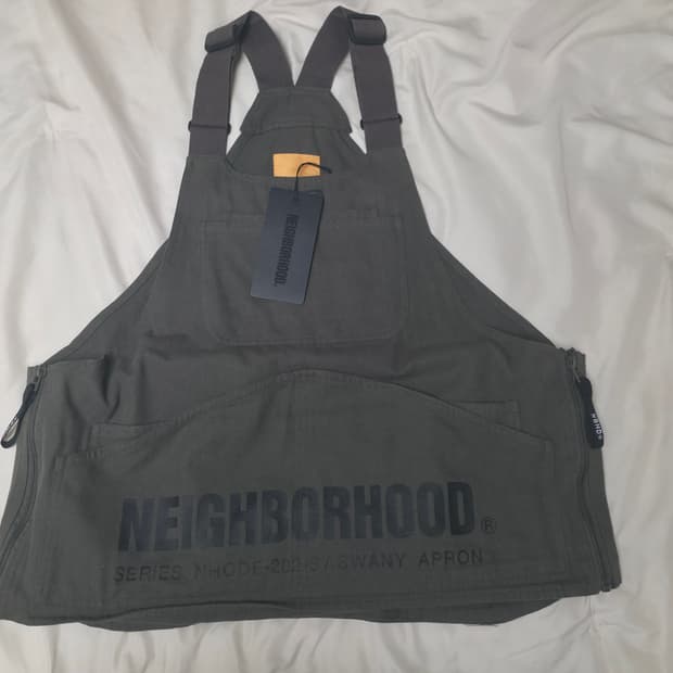 그립스와니 X 네이버후드 테크니컬 베스트