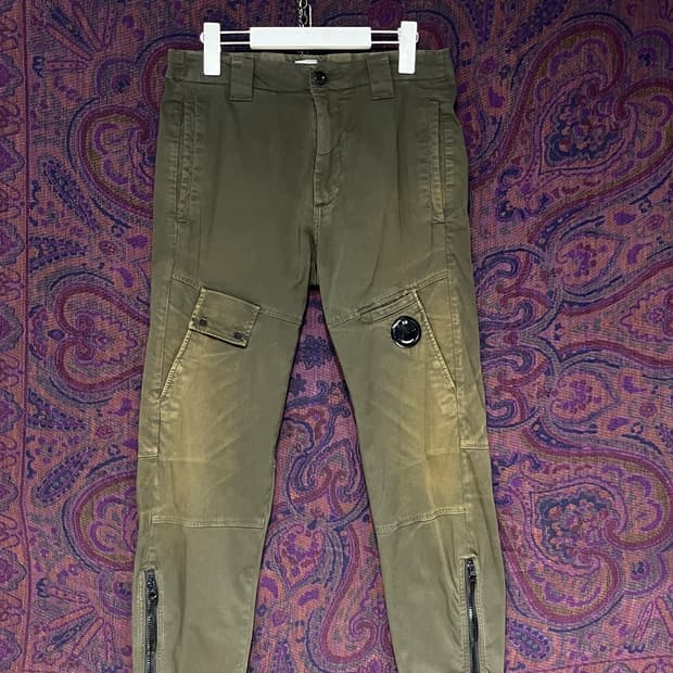 Cp 컴퍼니 렌즈. 카고팬츠 