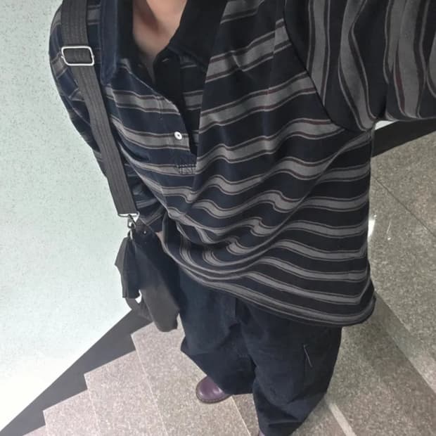 밀로아카이브 피그먼트 카라 티셔츠