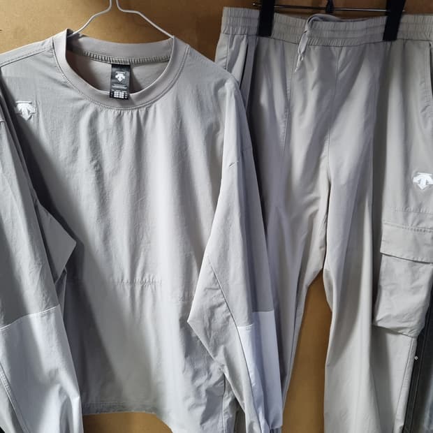 데상트 남성 나일론 트레이닝 세트 