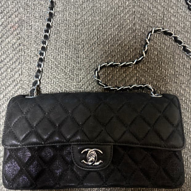 샤넬 클래식 플랩 가방