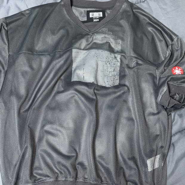 CAVEMPT Mesh V Neck Top 카브엠트 메쉬 반팔 티셔츠