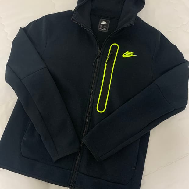 나이키 테크팩 희귀!