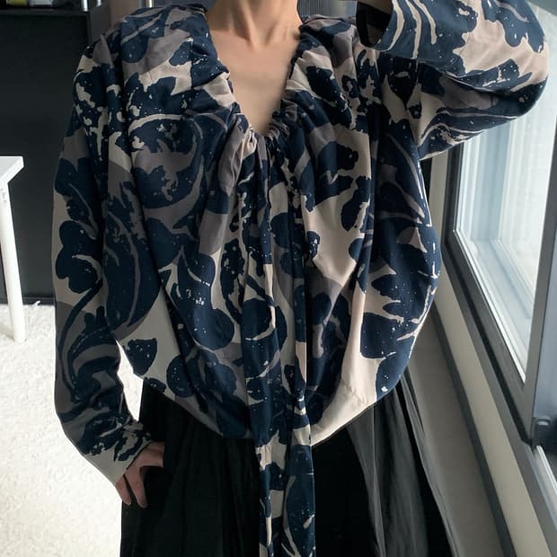 ANGLOMANIA Flower Printing Blouse