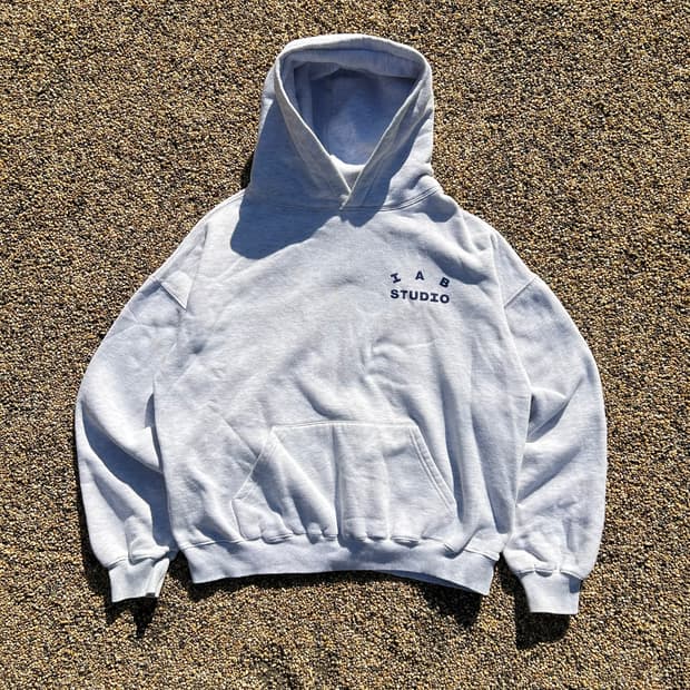 아이앱 스튜디어(I.A.B Studio) 그레이 후드티