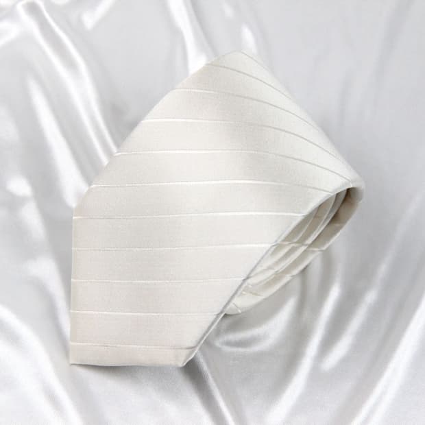 디올 8cm A+등급 신형 아이보리 남자 명품넥타이