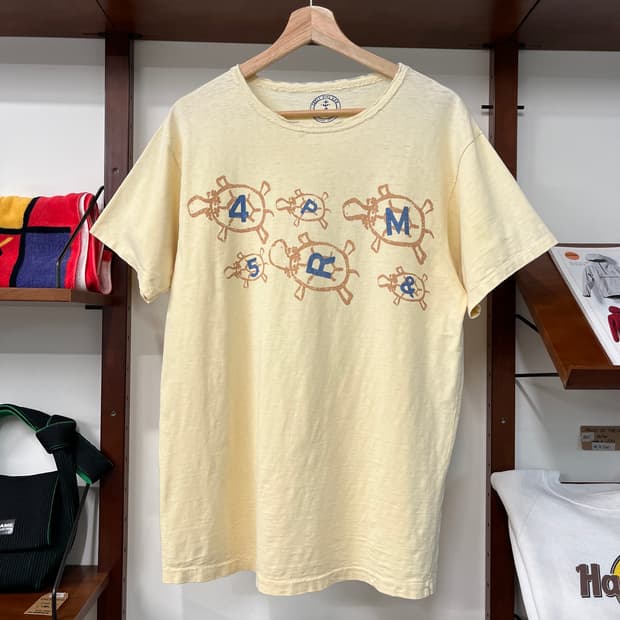 45rpm turtle T-shirt