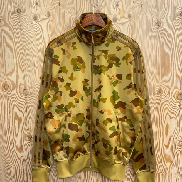 아디다스 데저트카모 파이어버드