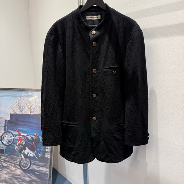 이세이미야케 맨 주름가공 자켓