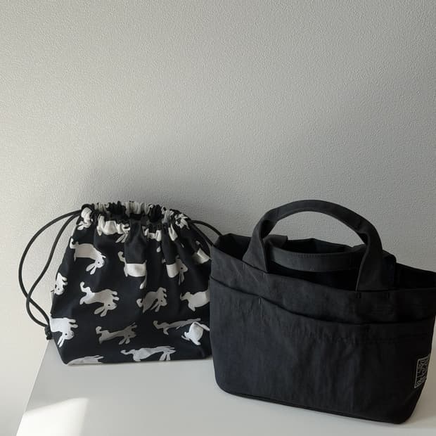 키티버니포니 이지 블랙 스몰 그라운드백 + 파우치 