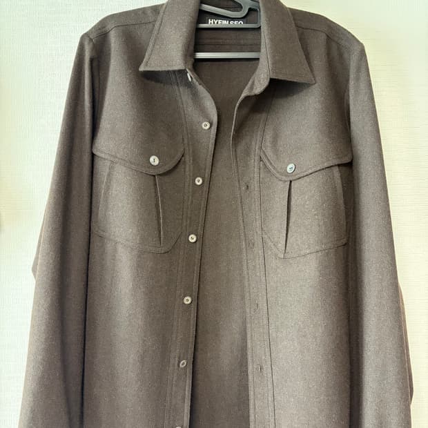 혜인서 울 포켓 셔츠