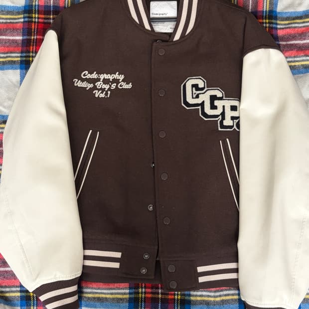 코드그라피 CGP | 레더 배색 바시티 M