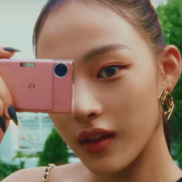 ((뉴진스 민지 ))후지필름 파인픽스 Z5FD 베이비핑크