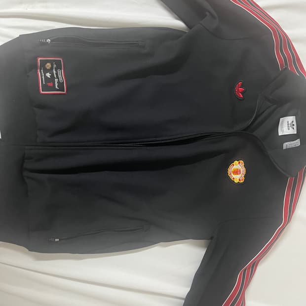 아디다스 맨체스터 져지 트랙탑 M사이즈