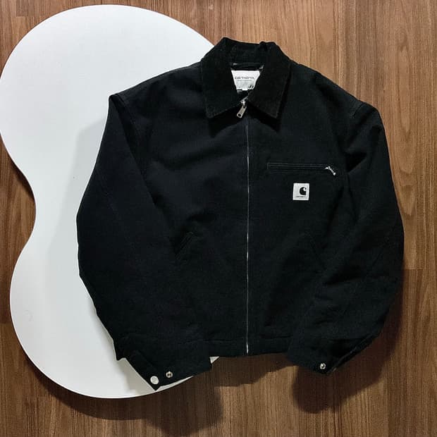 칼하트 WIP OG 디트로이트 자켓  블랙 크롭 오버사이징
