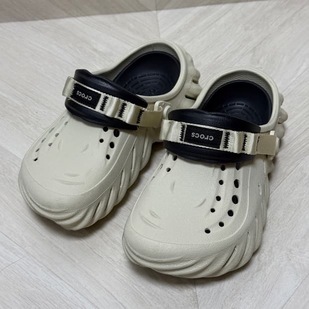 크록스 에코 클로그 본/블랙 (220)