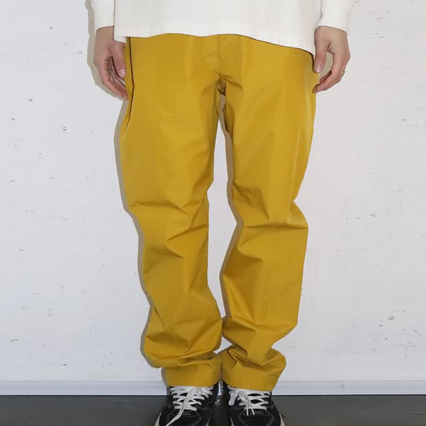 강혁 x 코오롱 스포츠 22AW 고어텍스 인피니엄 트라우저