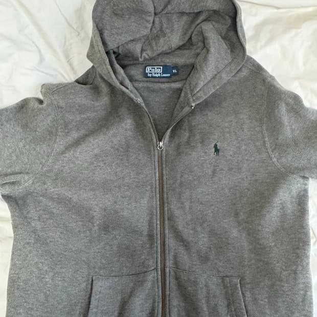 폴로 후드집업
