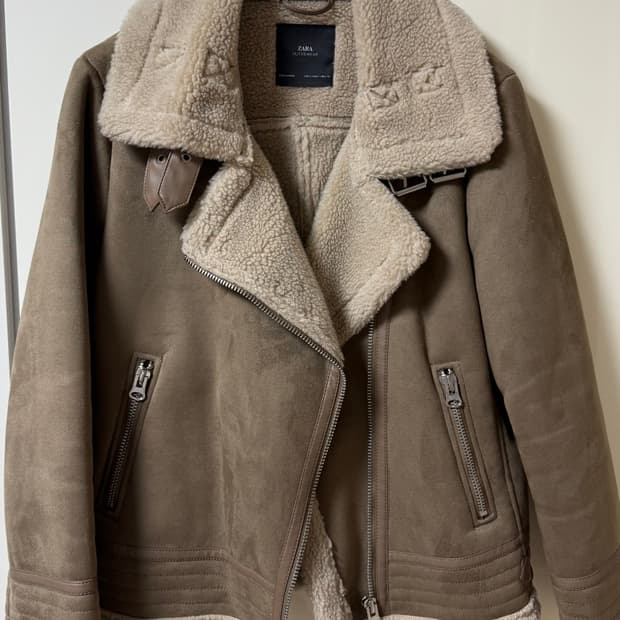 자라 아우터웨어 무스탕 자켓