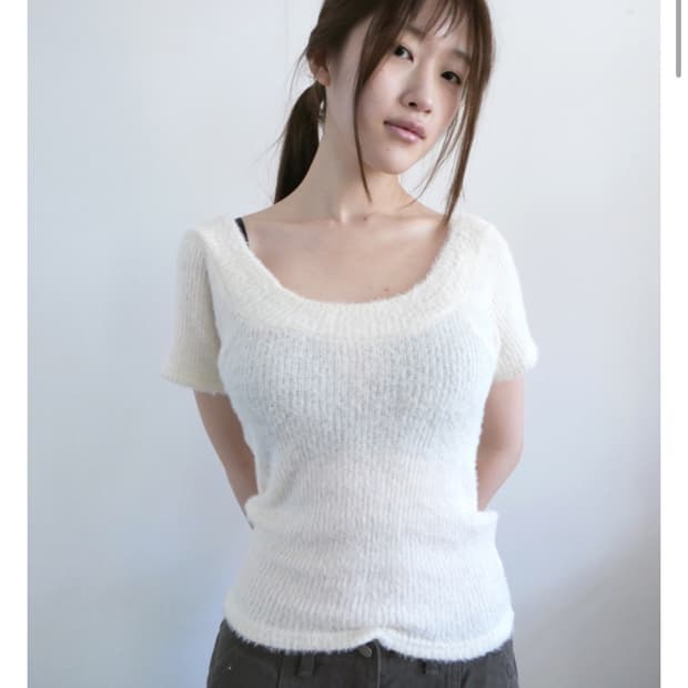 베이비랩 윙 퍼 반팔 니트 화이트