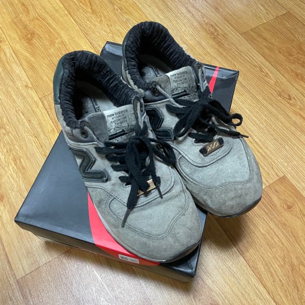 뉴발란스 30주년 빈티지 메이드 인 UK 260