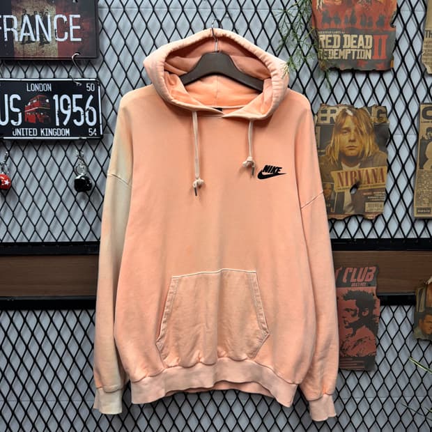 나이키 후드티 후면 빅 스우시 로고 포인트 피치