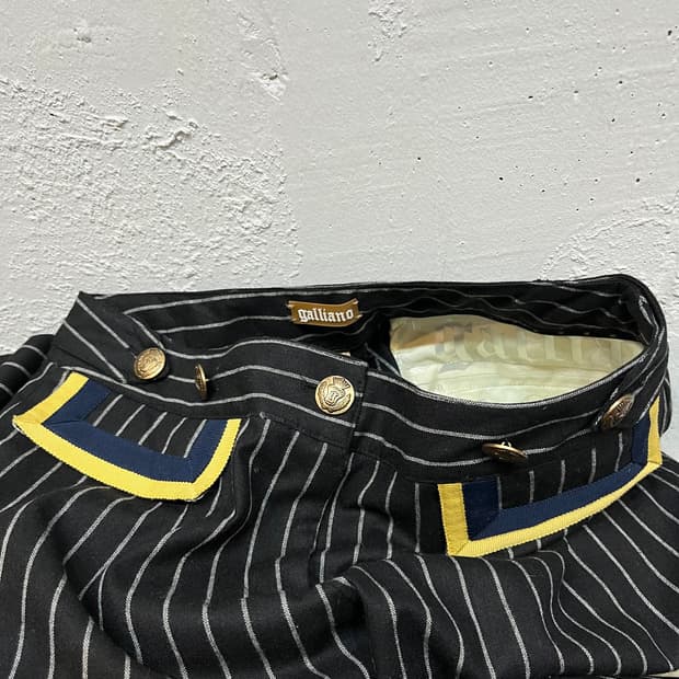 존 갈리아노 로우라이즈 스트라이프 울 팬츠 우먼즈