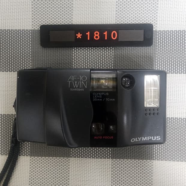 올림푸스 AF-10 트윈 데이터백 필름카메라