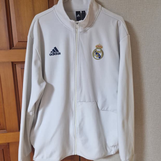 아디다스 레알마드리드 트랙탑 화이트 XL (실측100)