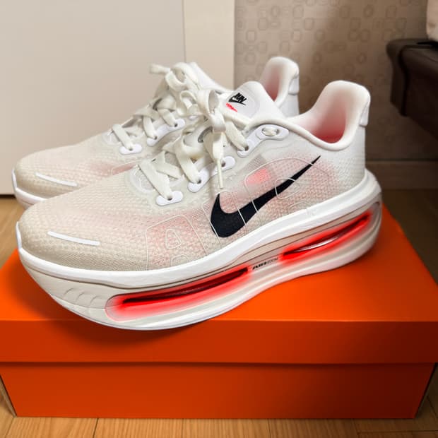 나이키 보메로 프리미엄 265사이즈