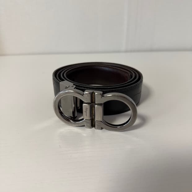 페라가모 간치니 가죽 벨트