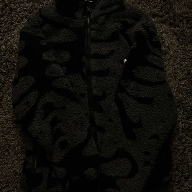 나이스고스트클럽 후리스자켓