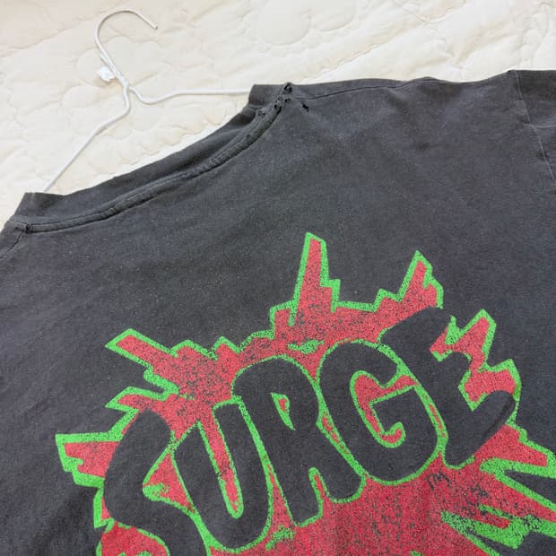 90s Surge coca cola 페이딩 스노우 펙 싱글스티치 티셔츠