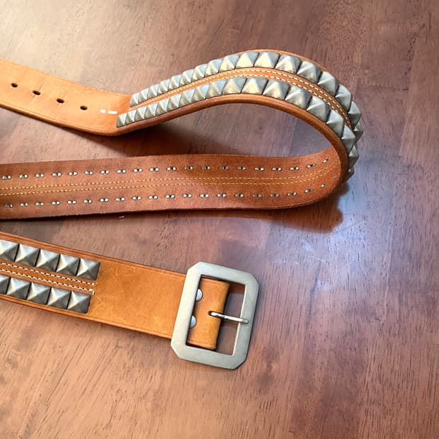 언더커버 SS10 Less But Better 스터드 벨트