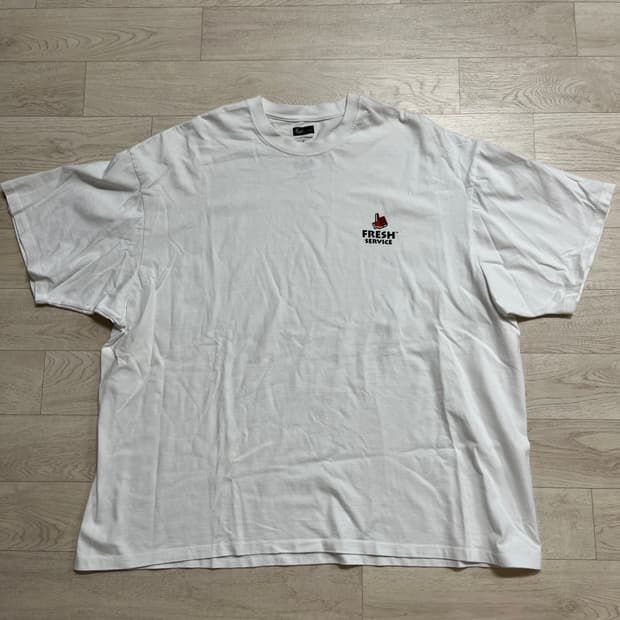 [F] 프레쉬서비스 프린티드 티 프린팅 "GOOD"