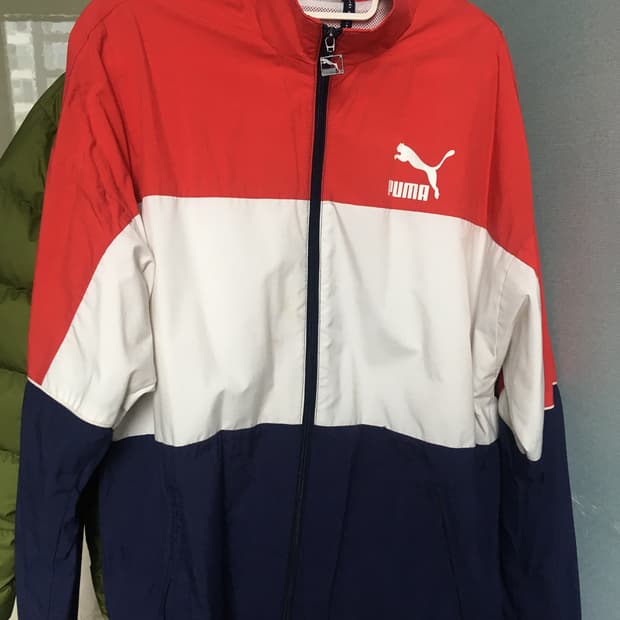 푸마 바람막이